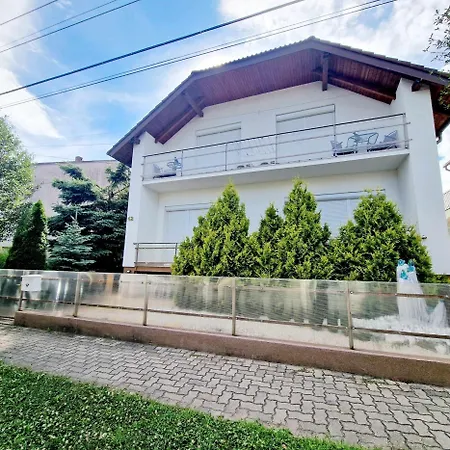Kiwi Apartmanhaz * Heviz