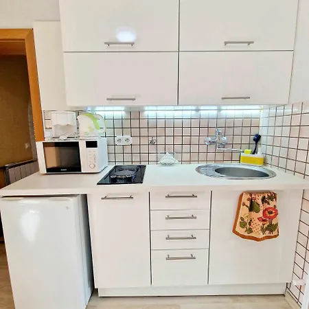 Kiwi Apartmanhaz Heviz