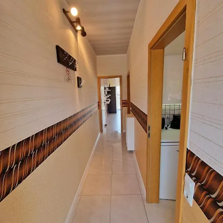 Kiwi Apartmanhaz Daire *