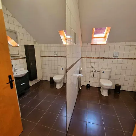 Kiwi Apartmanhaz Heviz