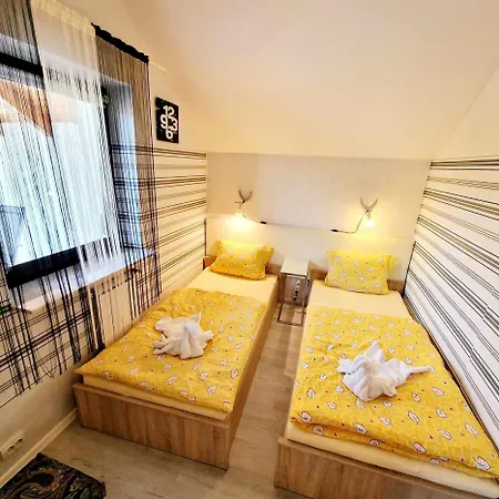 Kiwi Apartmanhaz Daire